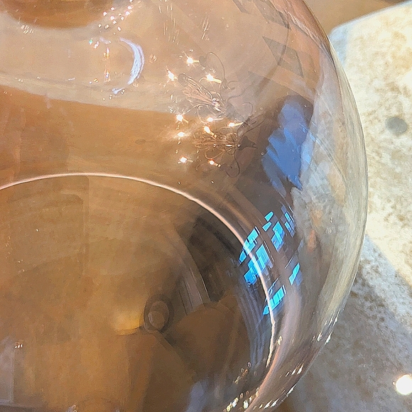 Bell shape glass dome 12" X 10.5" - Picture 5 of 10